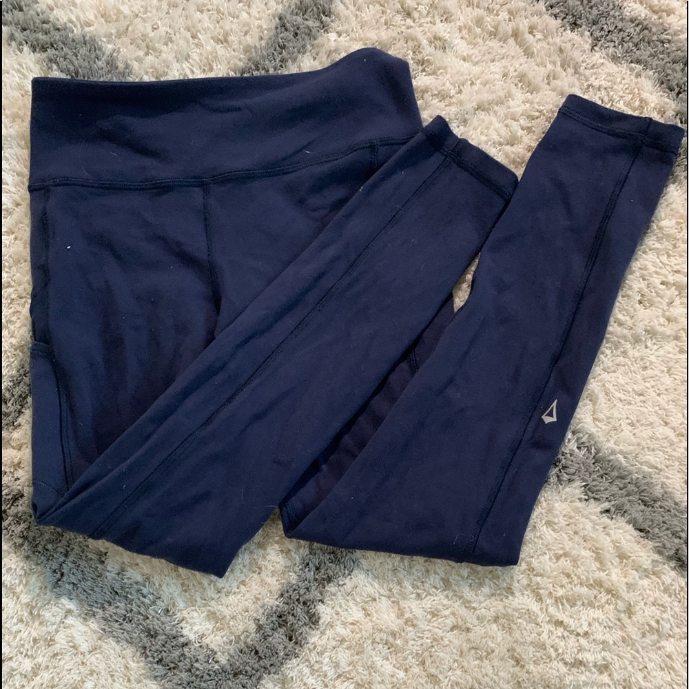 navy ivivva leggings